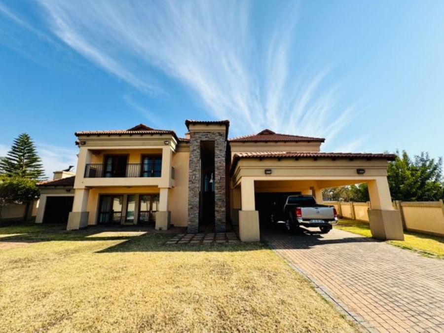 4 Bedroom Property for Sale in Zambezi Country Estate Gauteng