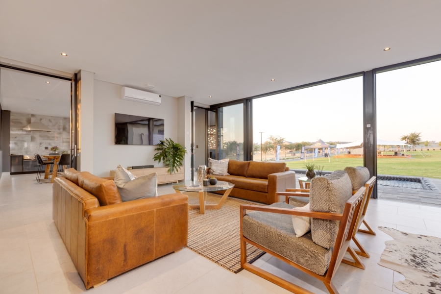 5 Bedroom Property for Sale in Helderfontein Estate Gauteng