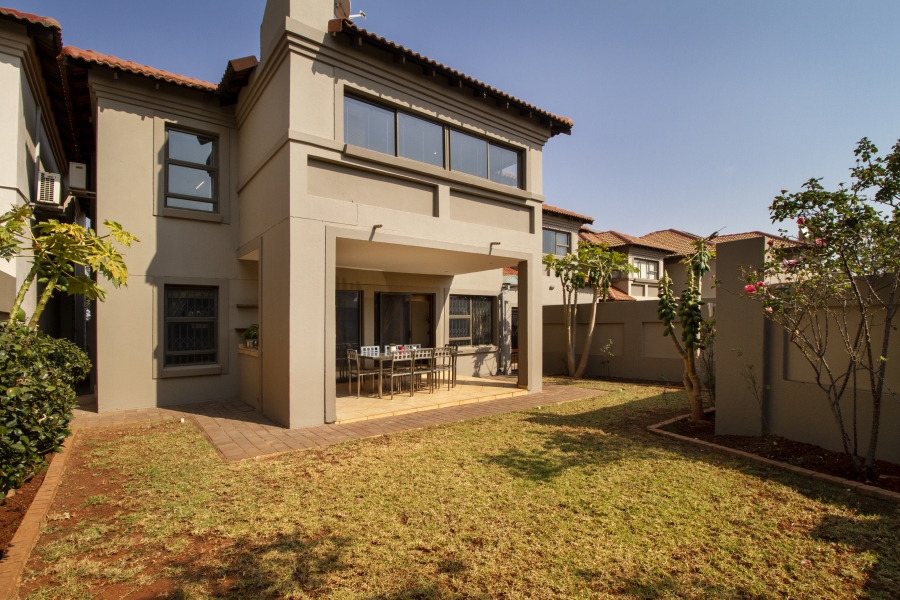 4 Bedroom Property for Sale in The Wilds Gauteng