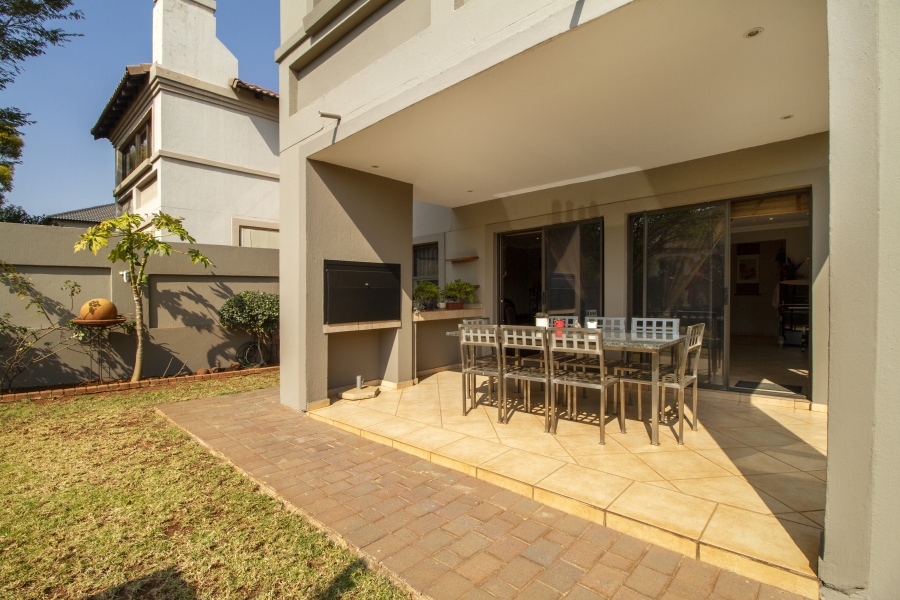 4 Bedroom Property for Sale in The Wilds Gauteng