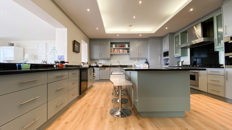 To Let 4 Bedroom Property for Rent in Morningside Gauteng