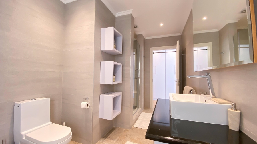 To Let 4 Bedroom Property for Rent in Morningside Gauteng