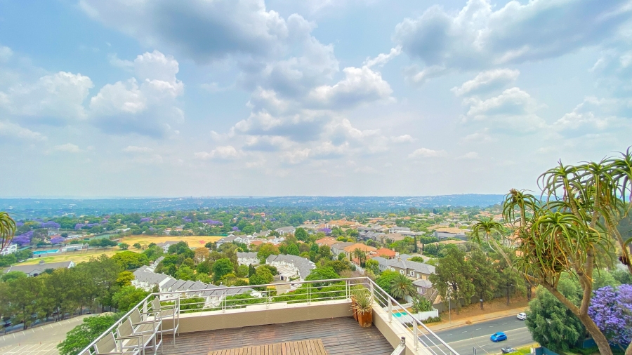 To Let 4 Bedroom Property for Rent in Morningside Gauteng