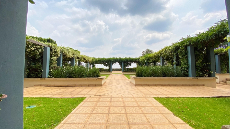 To Let 4 Bedroom Property for Rent in Morningside Gauteng