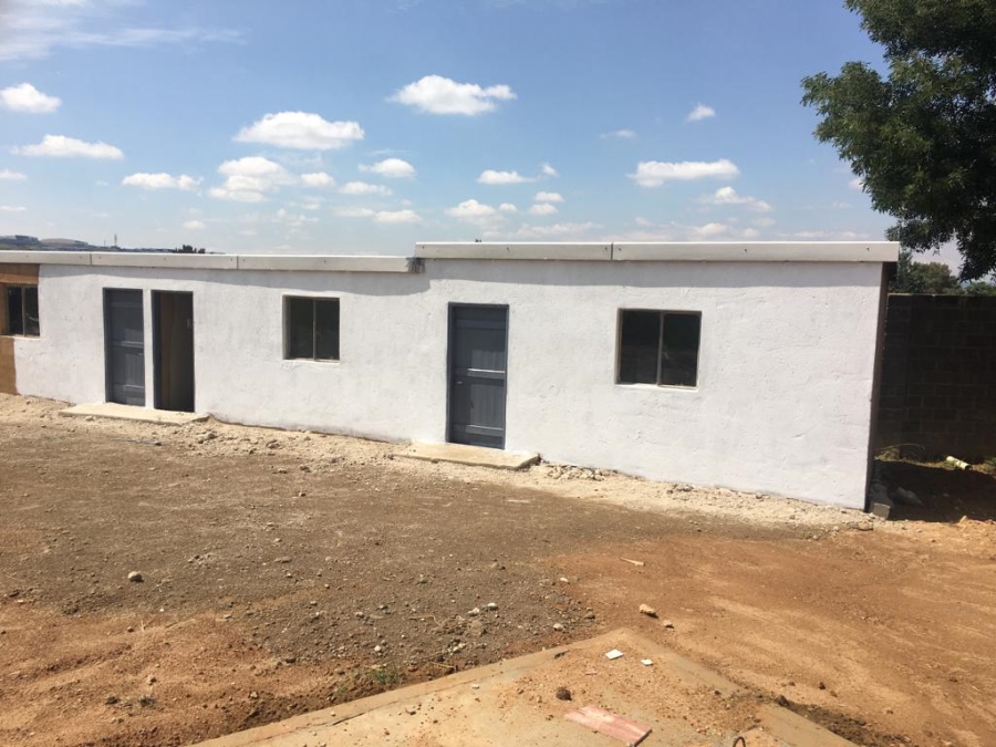 To Let 1 Bedroom Property for Rent in Austinview Gauteng