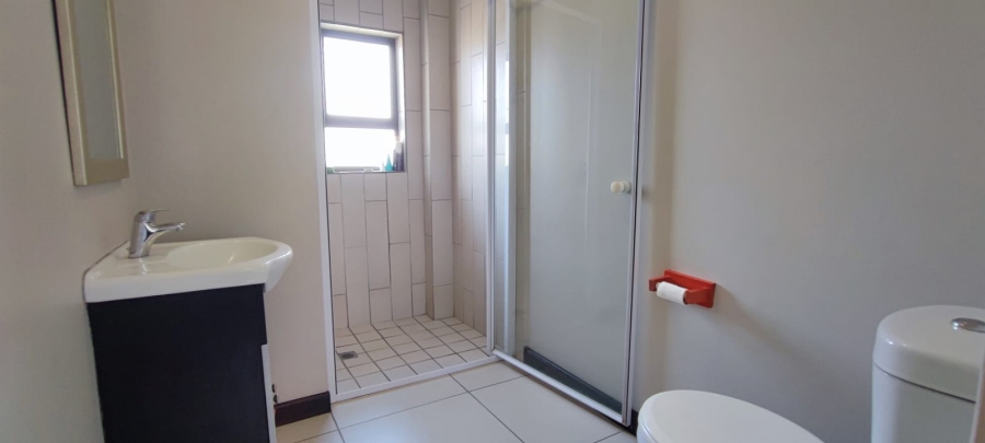 3 Bedroom Property for Sale in Rooihuiskraal North Gauteng