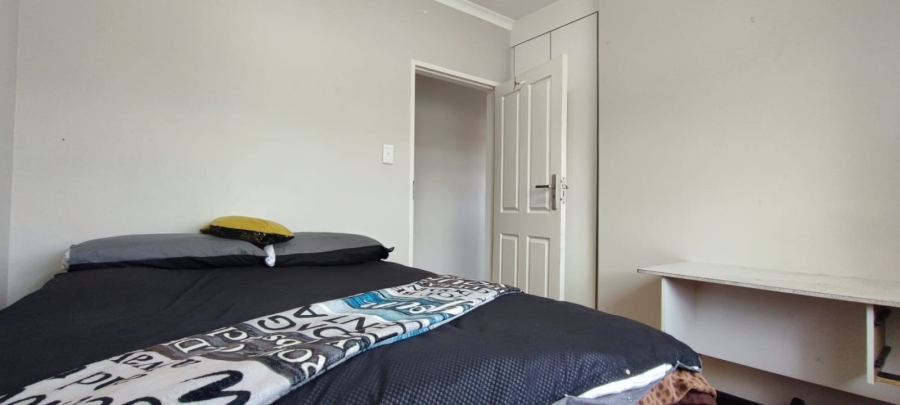 3 Bedroom Property for Sale in Rooihuiskraal North Gauteng