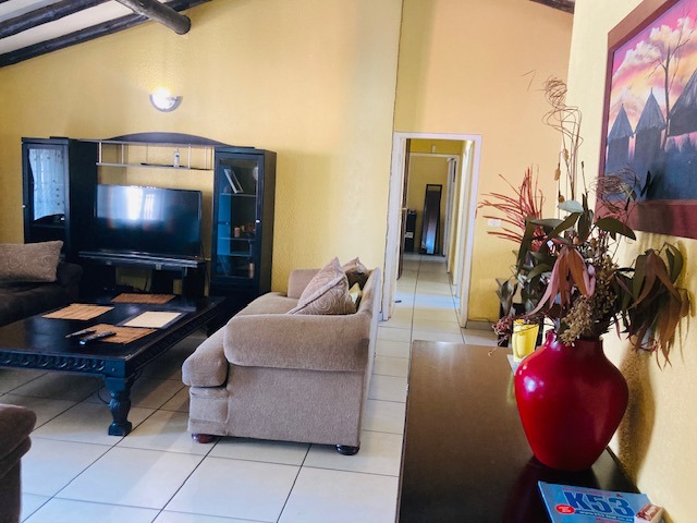 4 Bedroom Property for Sale in Dersley Gauteng