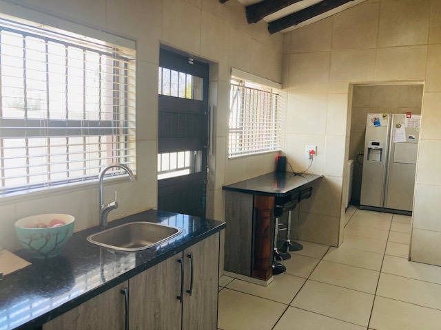 4 Bedroom Property for Sale in Dersley Gauteng