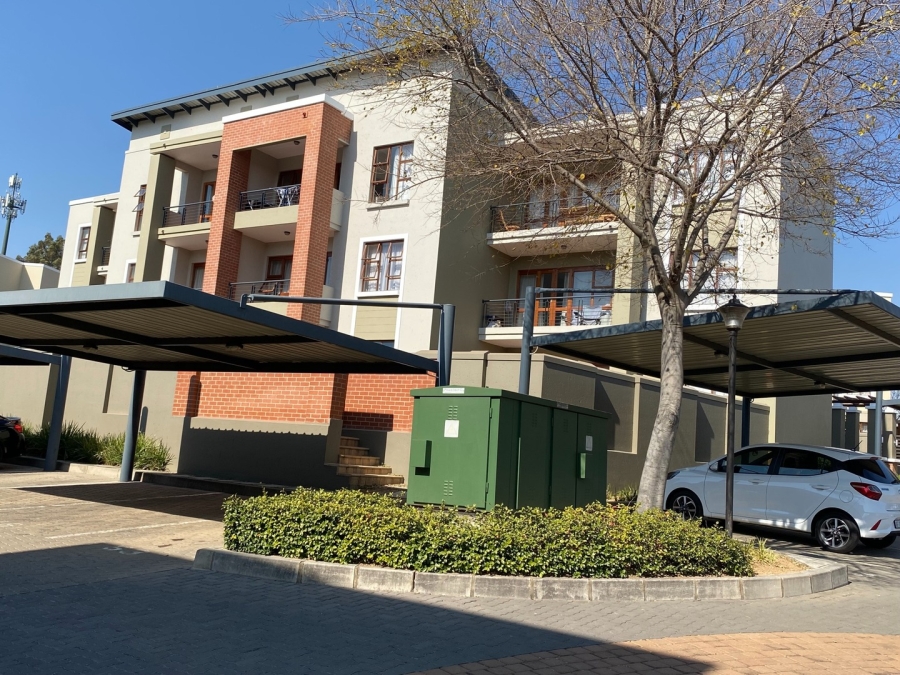 2 Bedroom Property for Sale in Douglasdale Gauteng