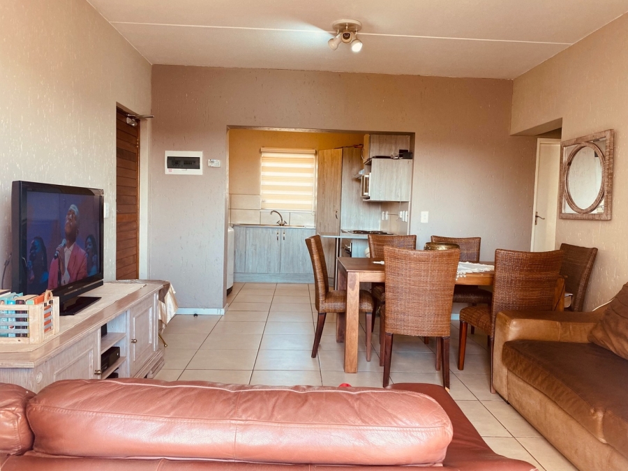 2 Bedroom Property for Sale in Douglasdale Gauteng