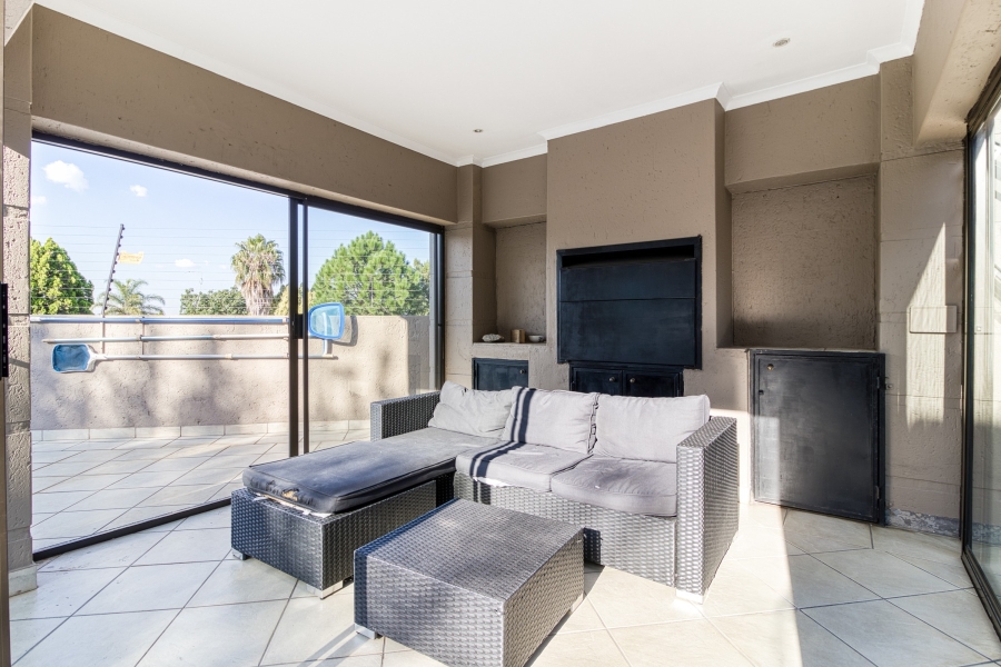 To Let 3 Bedroom Property for Rent in Beverley Gauteng