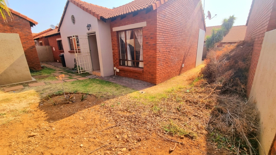 3 Bedroom Property for Sale in Crescent Wood Country Estate Gauteng