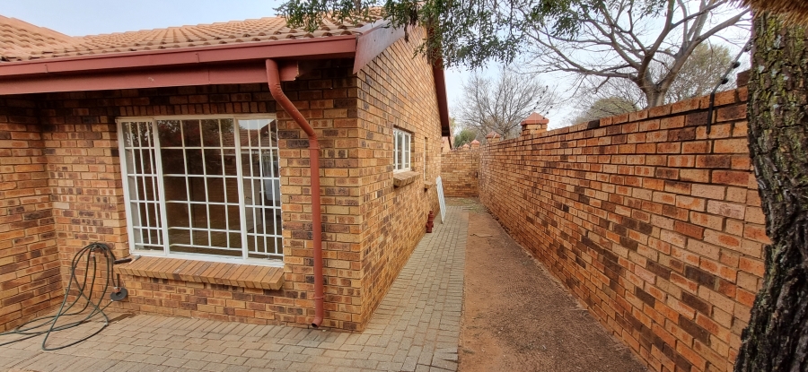 3 Bedroom Property for Sale in Highveld Gauteng