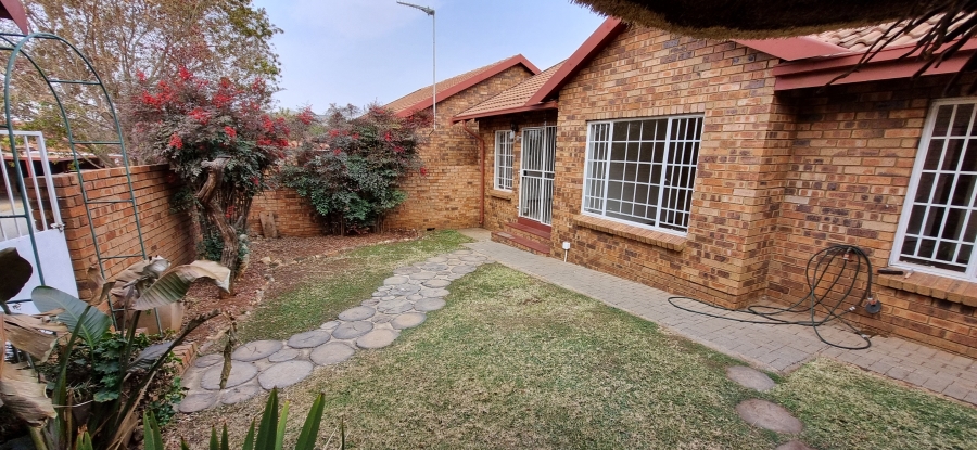 3 Bedroom Property for Sale in Highveld Gauteng