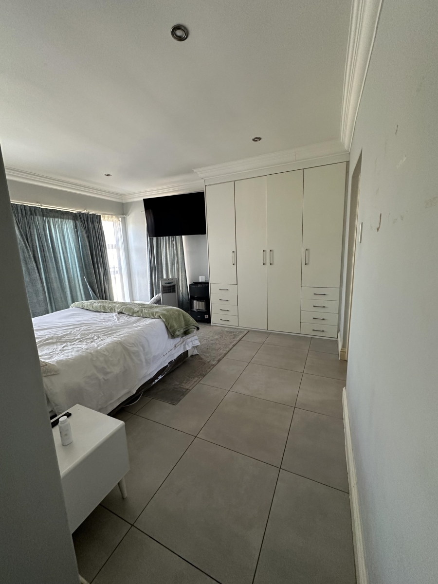 2 Bedroom Property for Sale in Edenburg Gauteng