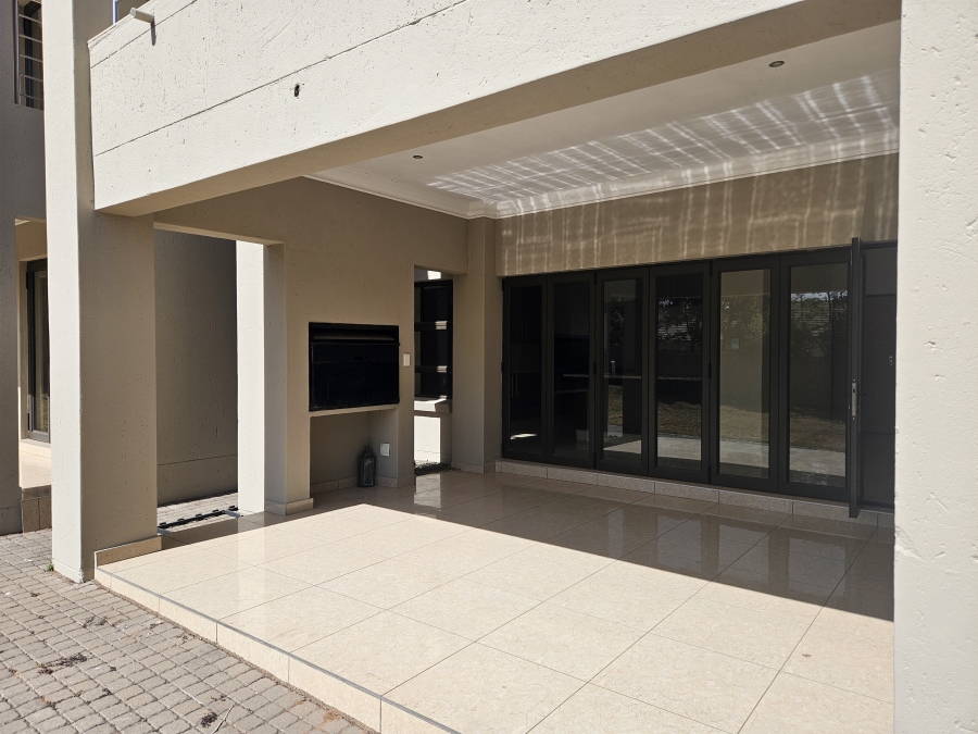 To Let 5 Bedroom Property for Rent in Sable Hills Gauteng