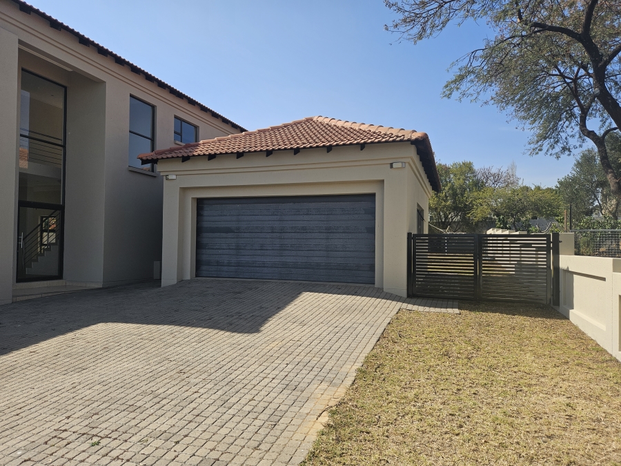 To Let 5 Bedroom Property for Rent in Sable Hills Gauteng