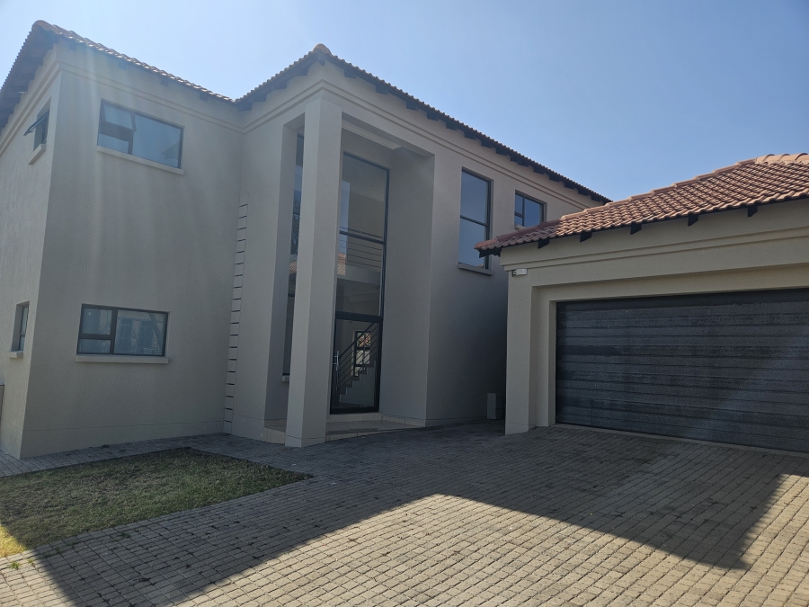 To Let 5 Bedroom Property for Rent in Sable Hills Gauteng