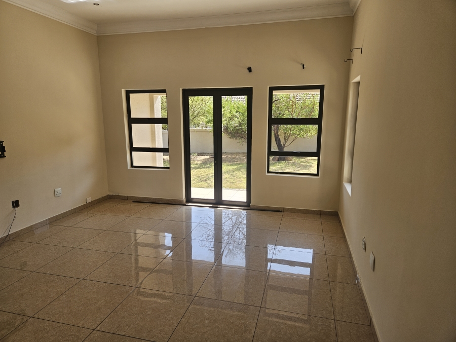 To Let 5 Bedroom Property for Rent in Sable Hills Gauteng