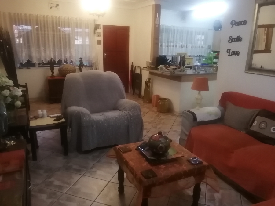 2 Bedroom Property for Sale in Carletonville Central Gauteng