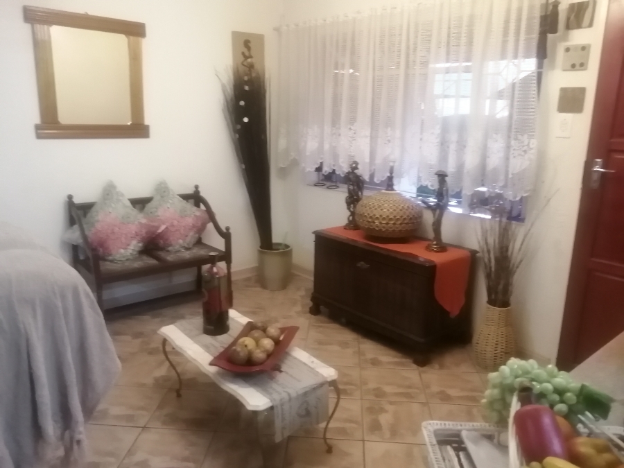 2 Bedroom Property for Sale in Carletonville Central Gauteng