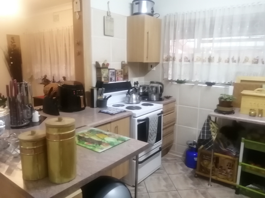 2 Bedroom Property for Sale in Carletonville Central Gauteng