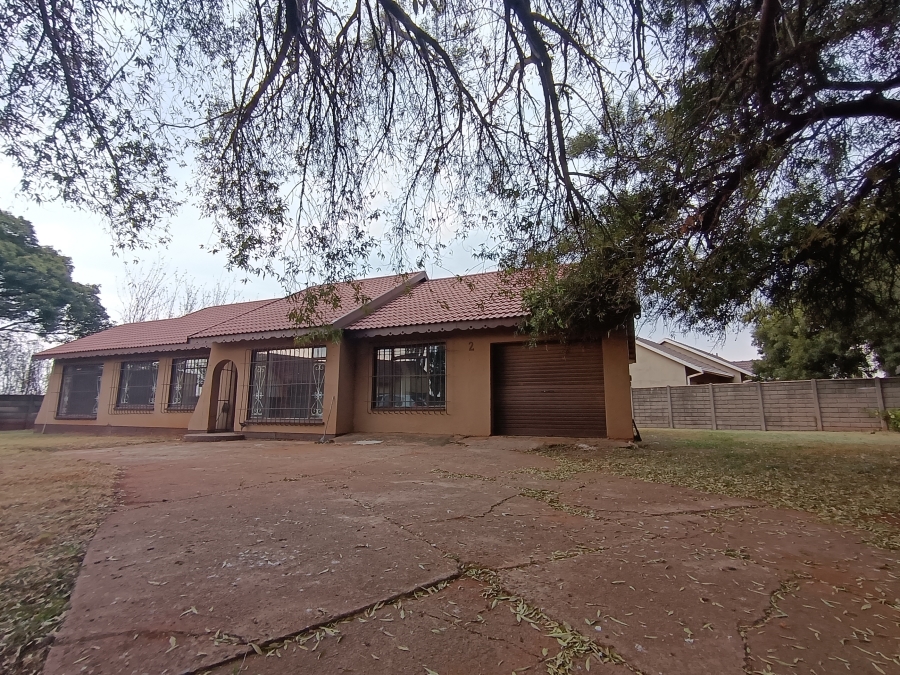 3 Bedroom Property for Sale in Krugersrus Gauteng