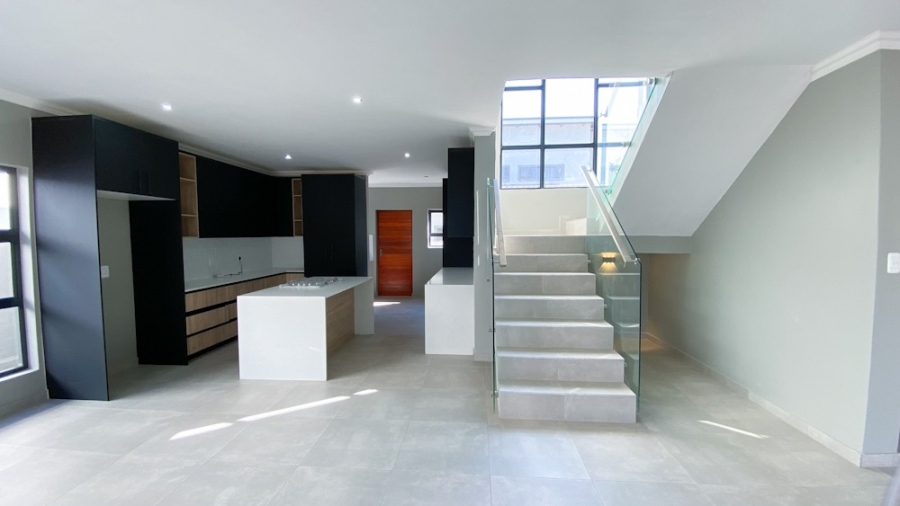 4 Bedroom Property for Sale in Roodepark Eco Estate Gauteng