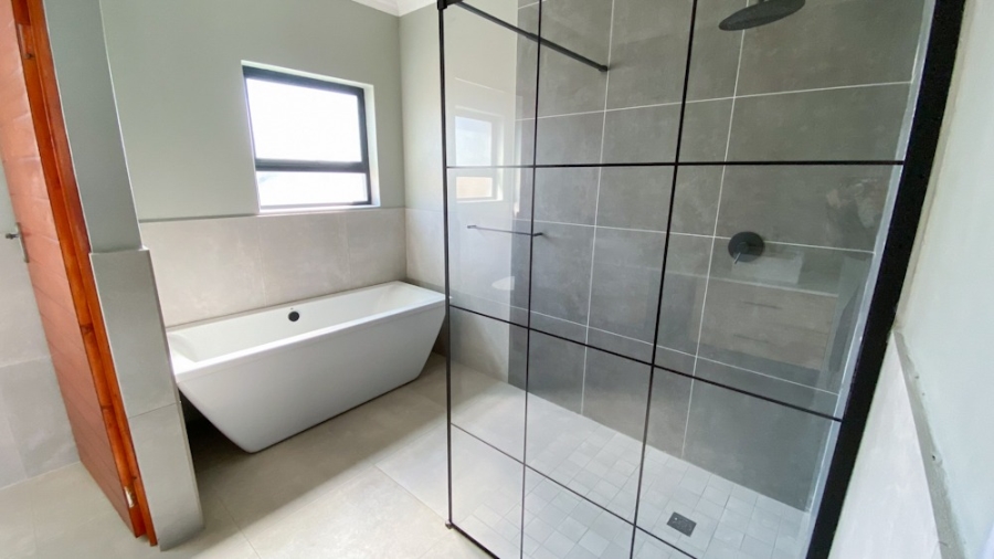 4 Bedroom Property for Sale in Roodepark Eco Estate Gauteng