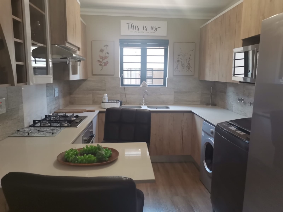 3 Bedroom Property for Sale in Roodepark Eco Estate Gauteng