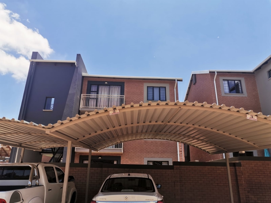 3 Bedroom Property for Sale in Roodepark Eco Estate Gauteng