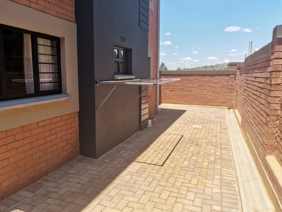 3 Bedroom Property for Sale in Roodepark Eco Estate Gauteng