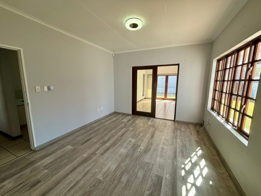 To Let 4 Bedroom Property for Rent in Kyalami Gauteng