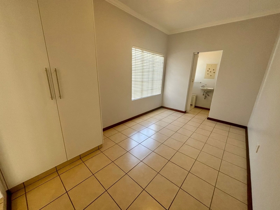 To Let 4 Bedroom Property for Rent in Kyalami Gauteng