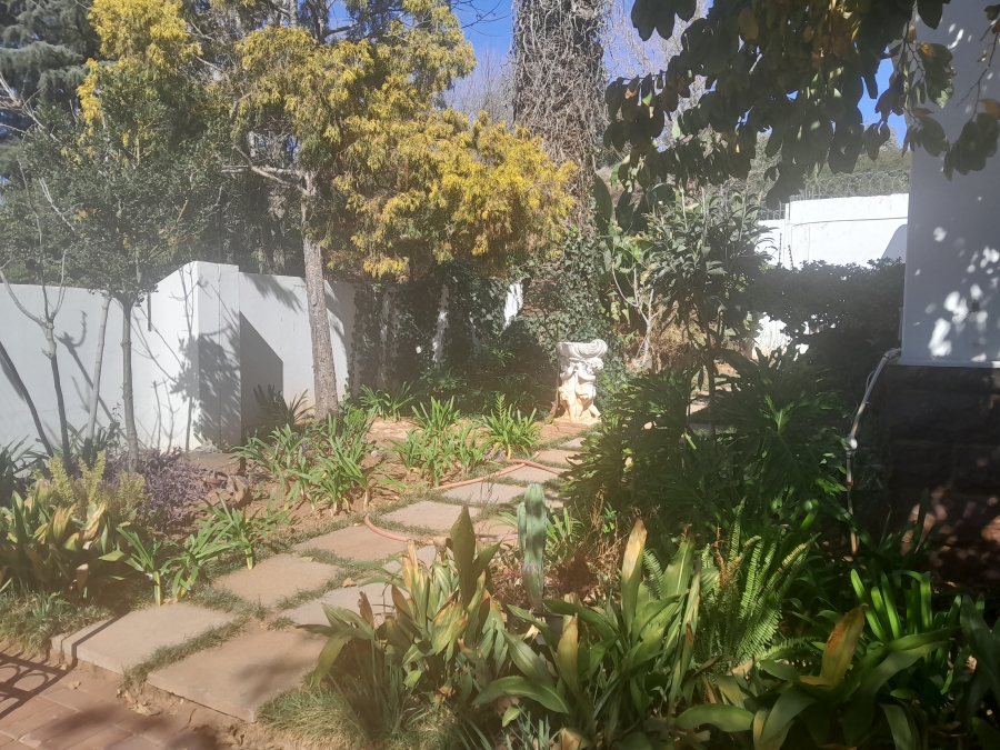 To Let 4 Bedroom Property for Rent in Observatory Gauteng