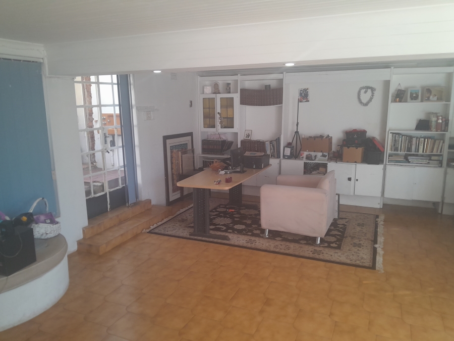 To Let 4 Bedroom Property for Rent in Observatory Gauteng