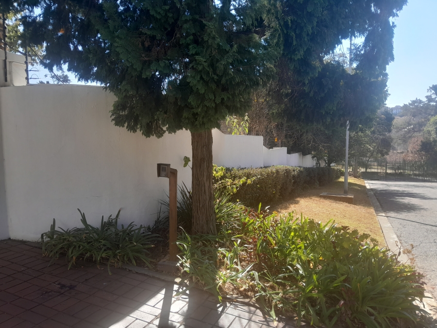 To Let 4 Bedroom Property for Rent in Observatory Gauteng