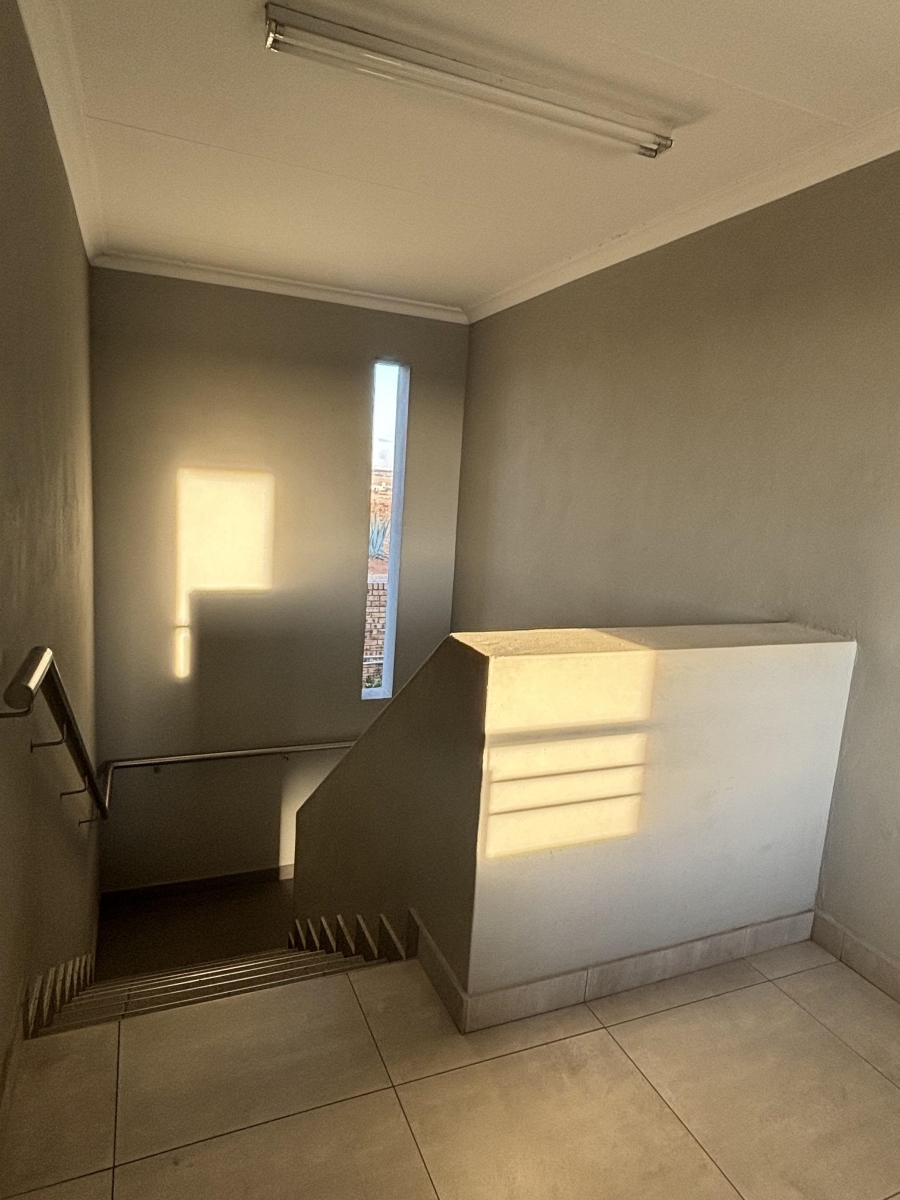 To Let 2 Bedroom Property for Rent in Thatchfield Ridge Gauteng