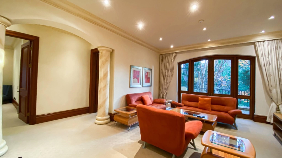 7 Bedroom Property for Sale in Hyde Park Gauteng