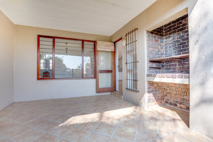 To Let 2 Bedroom Property for Rent in Morningside Gauteng