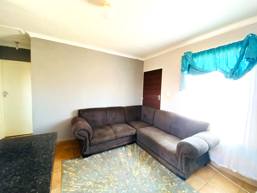 2 Bedroom Property for Sale in Savanna City Gauteng