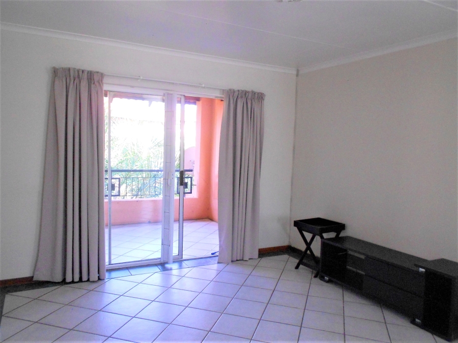 To Let 2 Bedroom Property for Rent in Die Hoewes Gauteng