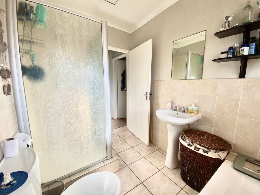 2 Bedroom Property for Sale in Amberfield Gauteng