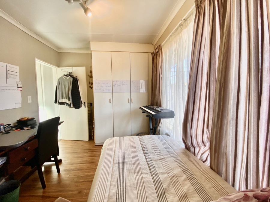 2 Bedroom Property for Sale in Amberfield Gauteng