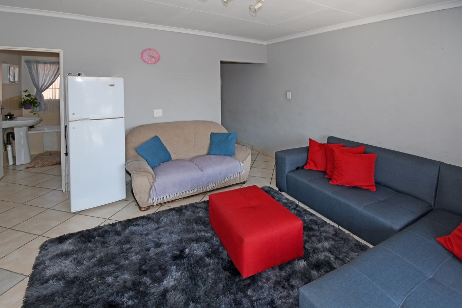 2 Bedroom Property for Sale in Buccleuch Gauteng