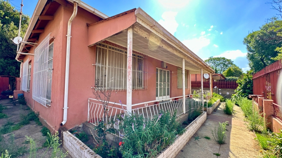 3 Bedroom Property for Sale in Regents Park Gauteng