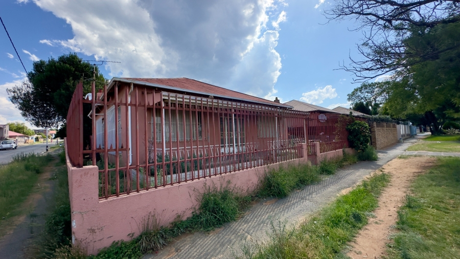 3 Bedroom Property for Sale in Regents Park Gauteng