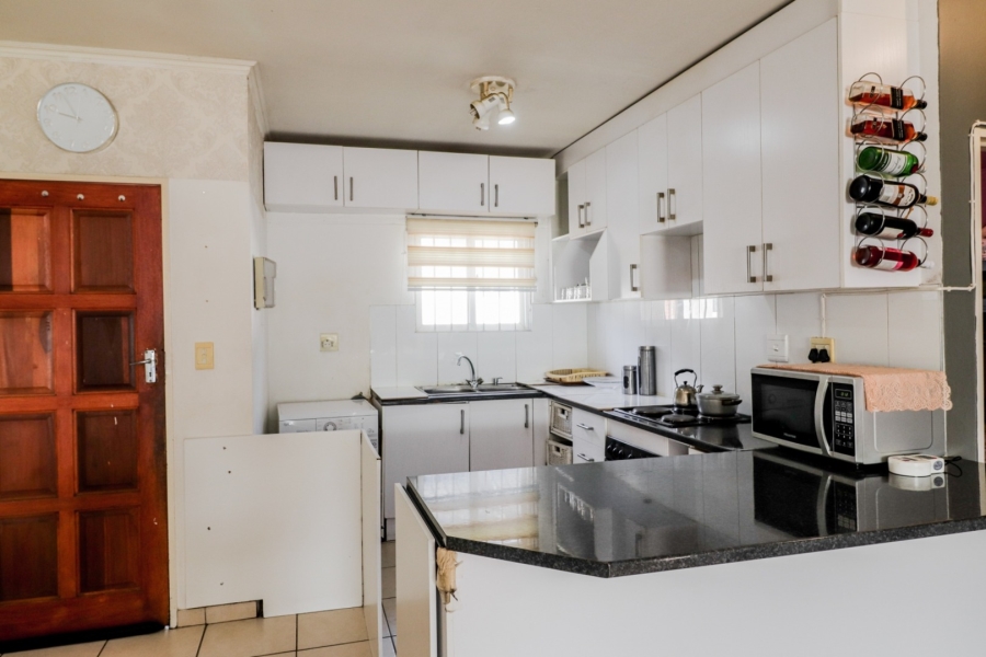 2 Bedroom Property for Sale in Bruma Gauteng