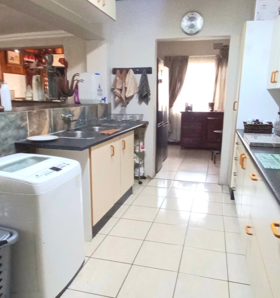 3 Bedroom Property for Sale in Brenthurst Gauteng